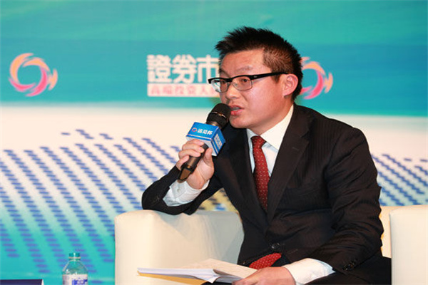 炒股配资融券：撬动财富杠杆，风险与机遇并存