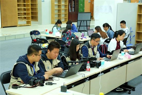 4月22日香港六福珠宝黄金价格37910港币两